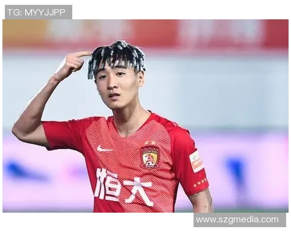 法国脏辫足球明星的传奇之路与场上风采的完美结合